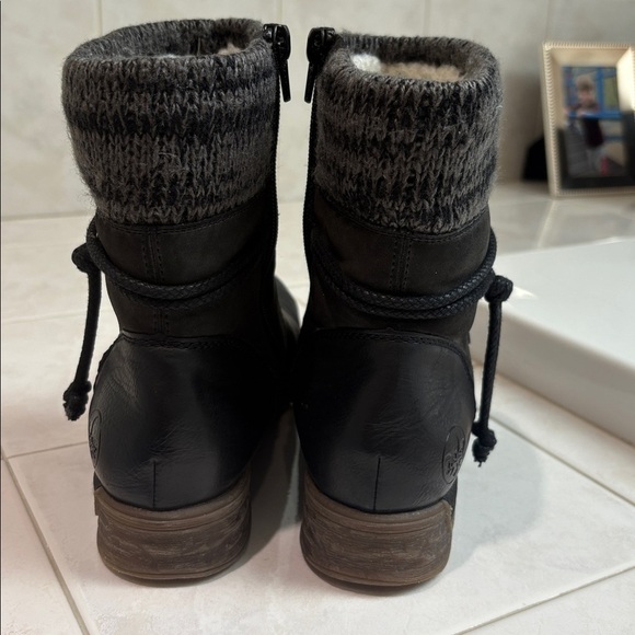 Rieker “79688 Fee” Black Faux Leather Ankle Boots with Knit Cuff & Zip Closure - Picture 5 of 9